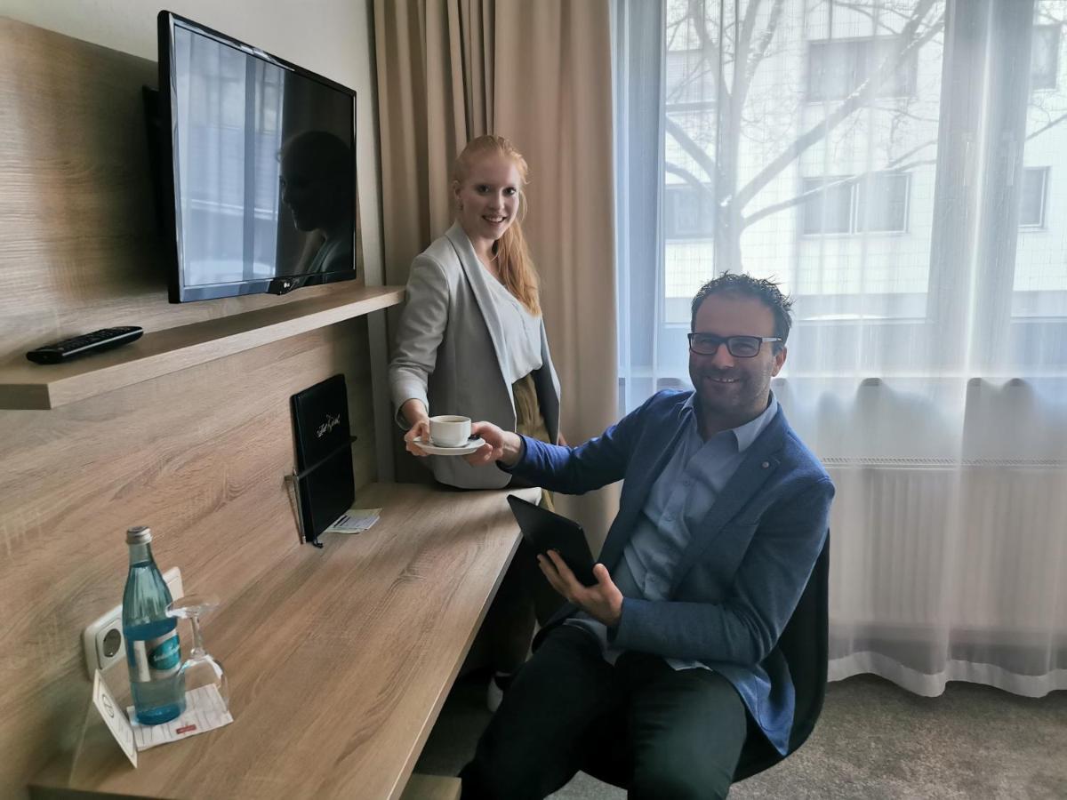 Hotel Cristal Nürnberg Kültér fotó