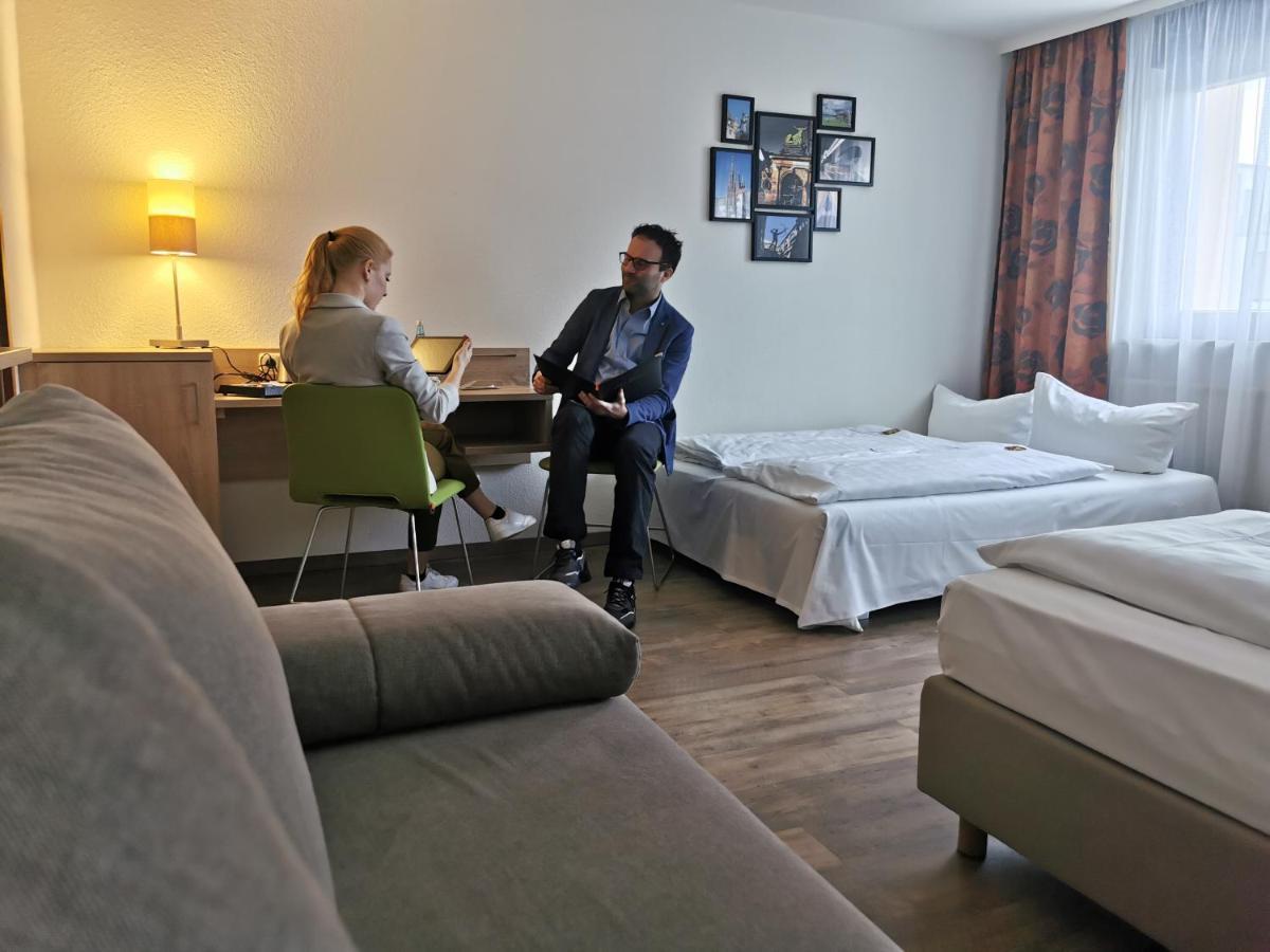 Hotel Cristal Nürnberg Kültér fotó